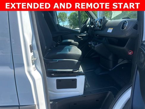 Used 2025 Mercedes-Benz Sprinter 3500 image 14