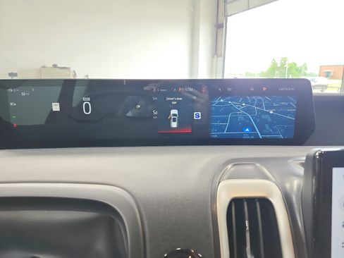 Used 2025 Ford Expedition Active image 9