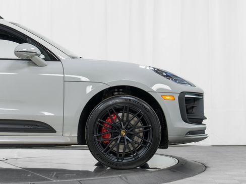 New 2026 Porsche Macan GTS image 11
