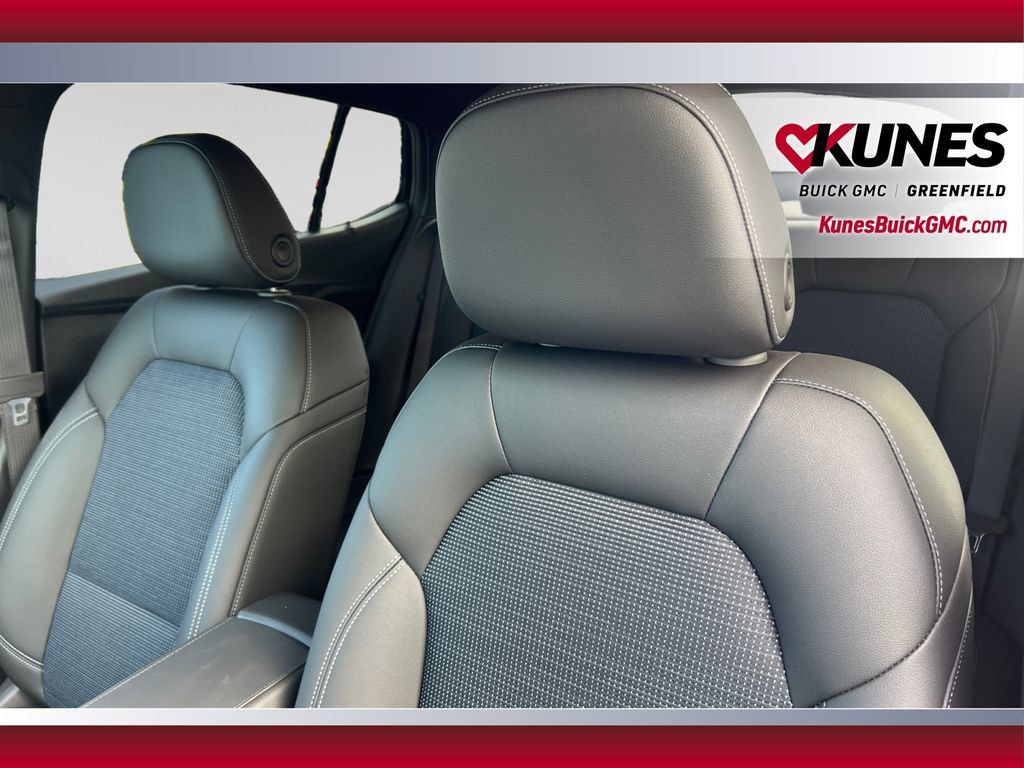 New 2026 Buick Envista Sport Touring w/ Convenience I Package FWD image 20