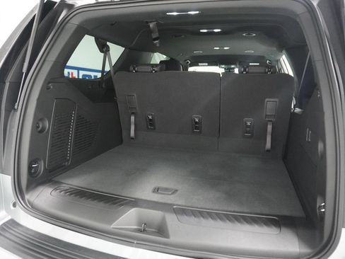 New 2026 Chevrolet Suburban LS RWD image 7