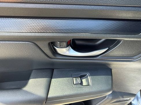 Used 2024 Honda CR-V EX image 17