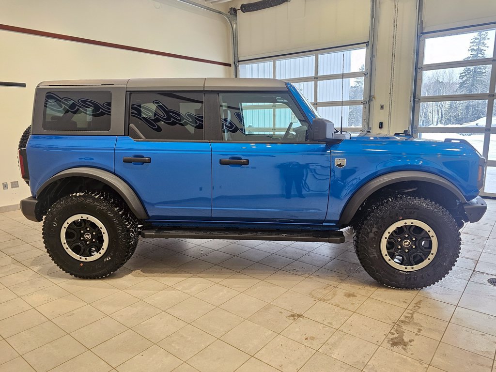 Used 2024 Ford Bronco Big Bend w/ Sasquatch Package AWD/4WD image 8