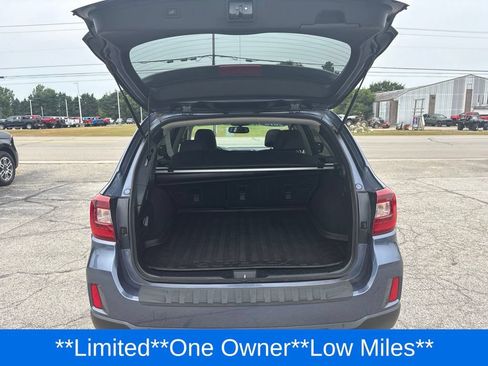 Used 2016 Subaru Outback 2.5i Limited AWD/4WD image 39