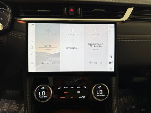 New 2026 Jaguar F-PACE R-Dynamic S AWD/4WD image 24