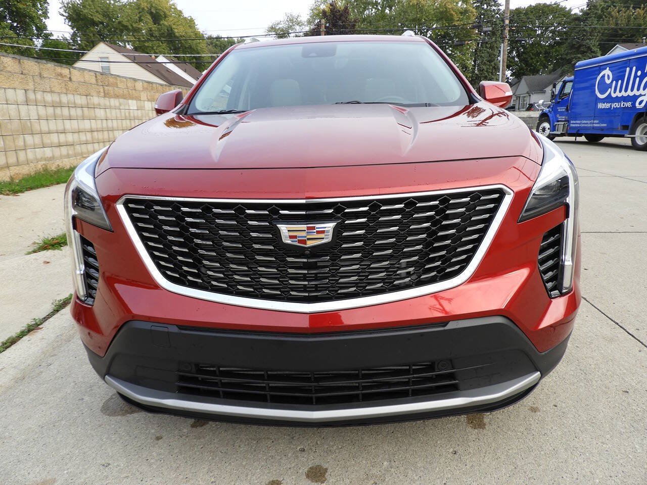 Used 2021 Cadillac XT4 Premium Luxury AWD/4WD image 3