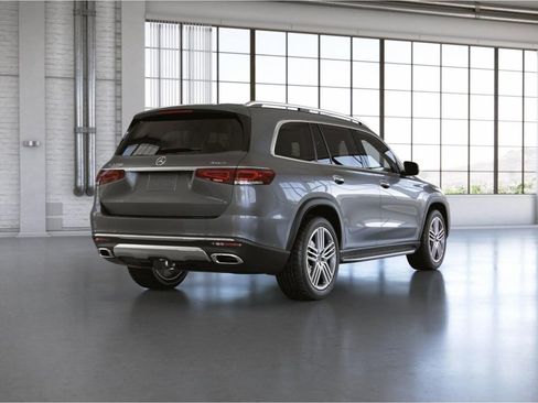 Used 2023 Mercedes-Benz GLS 450 4MATIC image 23