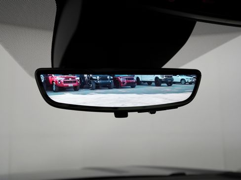 Used 2025 GMC Yukon Denali Ultimate image 33