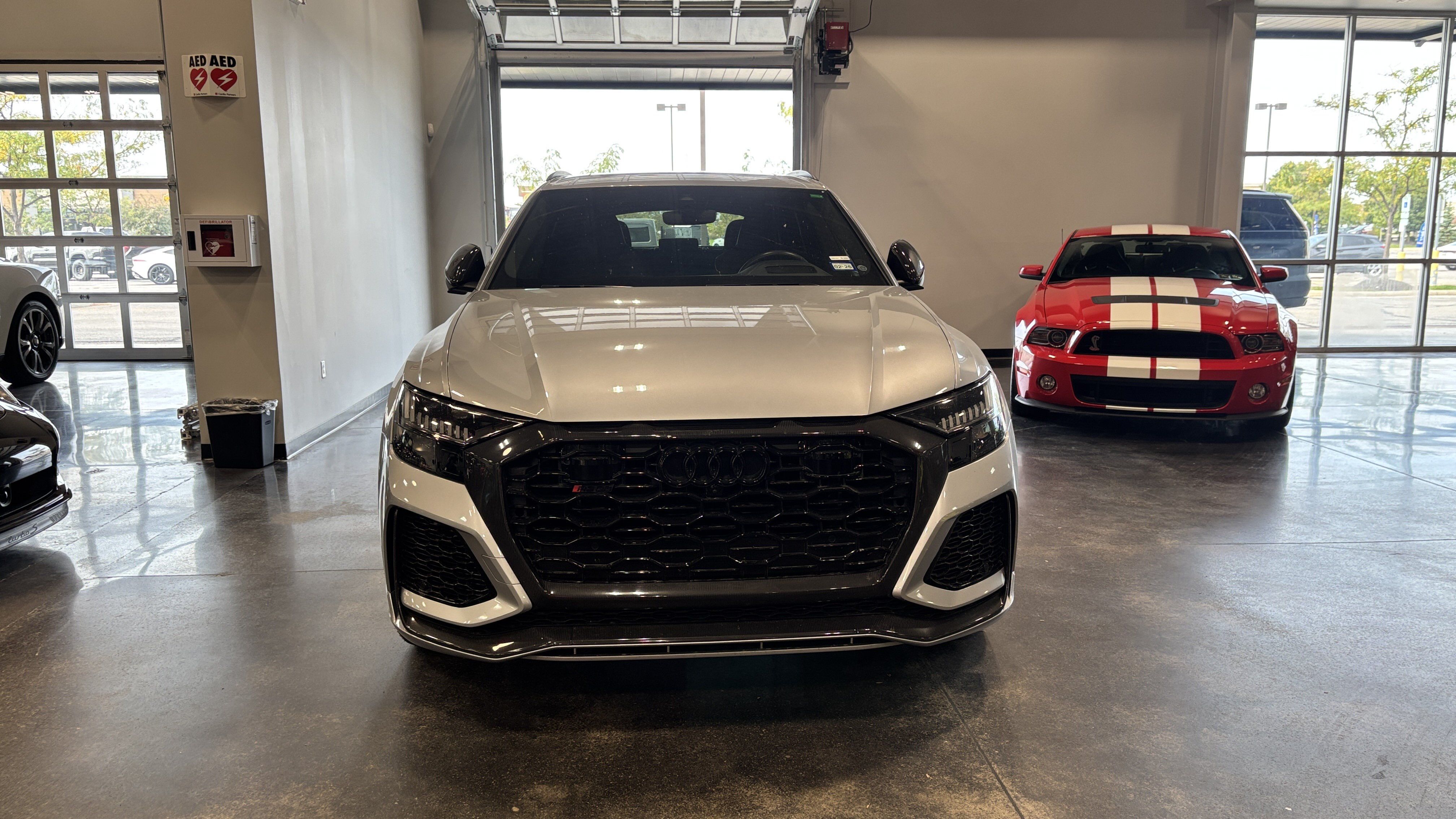 Used 2022 Audi RS Q8 AWD/4WD image 2