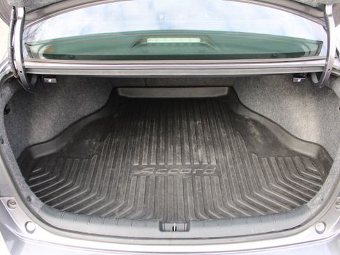 Used 2017 Honda Accord Sport image 26