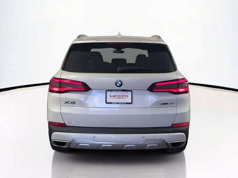 Used 2023 BMW X5 xDrive40i w/ Premium Package AWD/4WD image 6