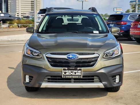 Used 2022 Subaru Outback Limited AWD/4WD image 2
