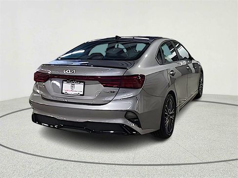 Used 2022 Kia Forte GT-Line w/ GT-Line Premium Package image 7