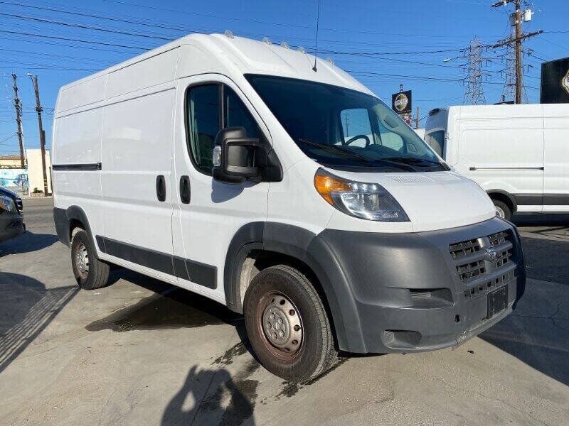 Used 2018 RAM ProMaster 2500 FWD image 1