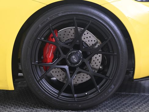 Used 2025 Porsche 718 Cayman GT4 RS RWD image 12