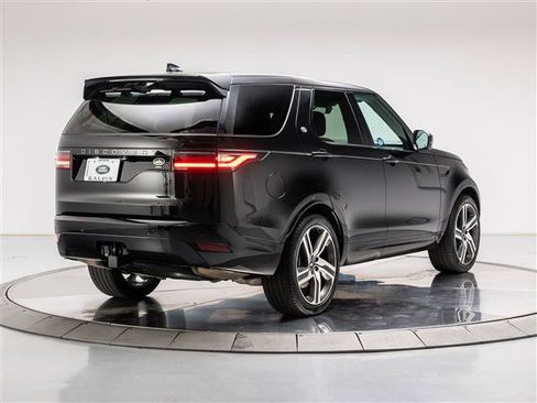 Used 2023 Land Rover Discovery HSE R-Dynamic AWD/4WD image 5
