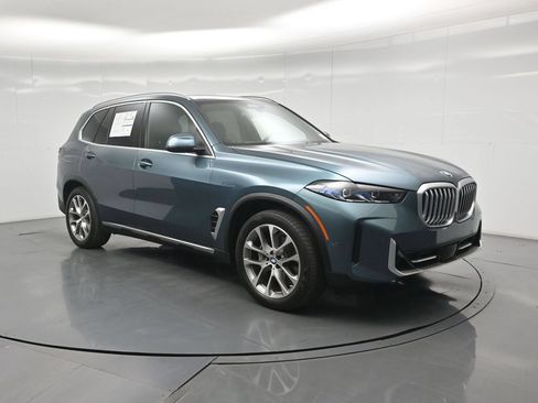 Used 2024 BMW X5 sDrive40i w/ Premium Package RWD image 48