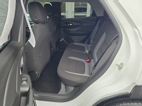 Certified 2023 Chevrolet TrailBlazer LT FWD image 11