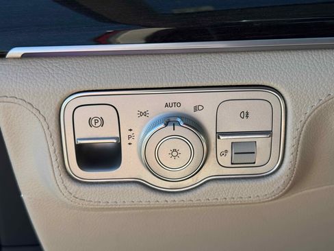 Certified 2020 Mercedes-Benz GLE 450 4MATIC image 25