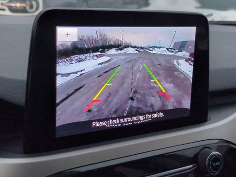 Certified 2022 Ford Escape SE w/ Cold Weather Package image 28