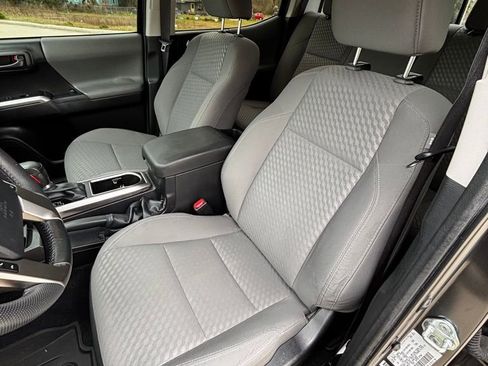 Used 2023 Toyota Tacoma SR5 image 10