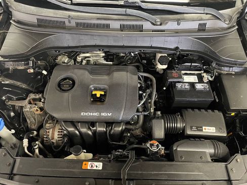 Used 2019 Hyundai Kona SEL w/ SEL Tech Package 02 AWD/4WD image 4