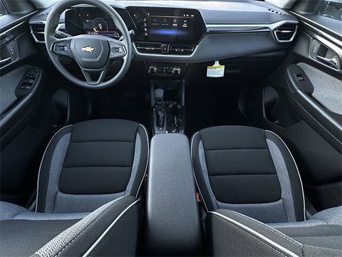 New 2026 Chevrolet TrailBlazer LT image 10