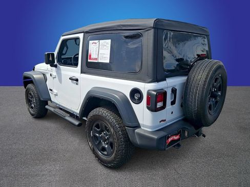 Used 2021 Jeep Wrangler Sport AWD/4WD image 6