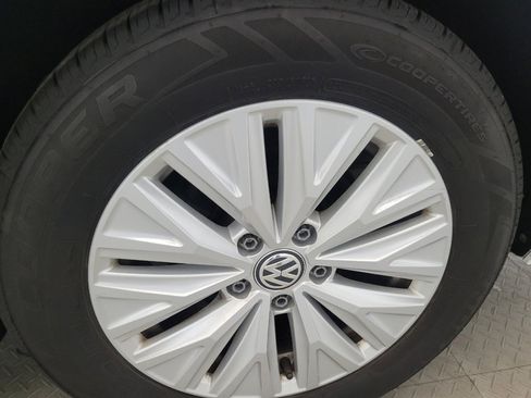 Used 2019 Volkswagen Jetta S w/ Driver Assistance Package FWD image 31