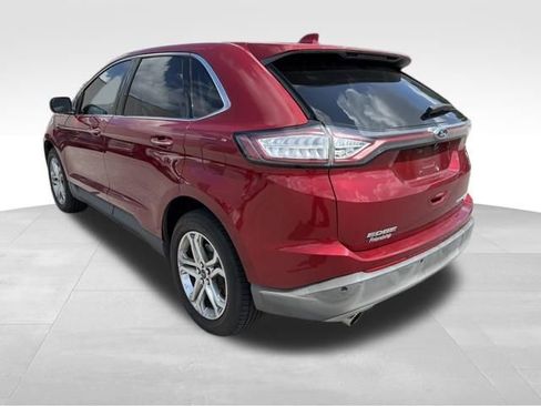 Used 2017 Ford Edge Titanium w/ Technology Package FWD image 5