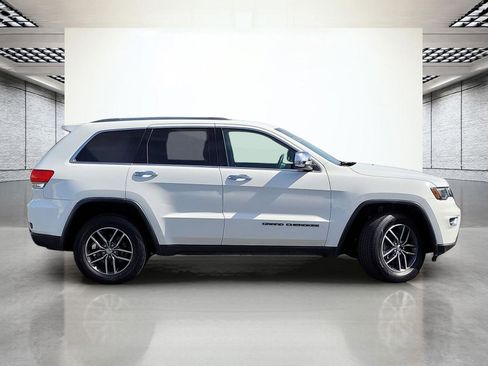 Used 2018 Jeep Grand Cherokee Limited w/ Luxury Group II AWD/4WD image 6