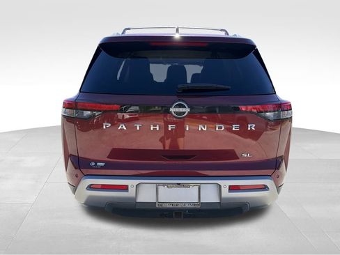 Used 2022 Nissan Pathfinder SL image 7