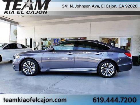 Used 2020 Honda Accord Touring image 6