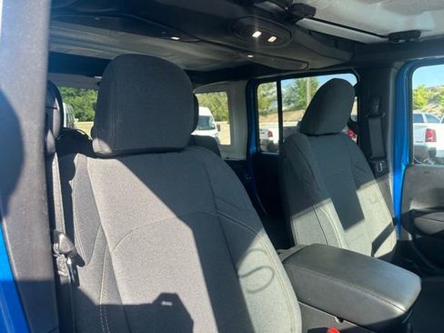 Used 2024 Jeep Wrangler Unlimited AWD/4WD image 16