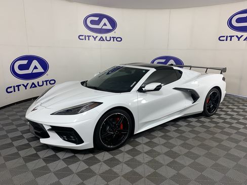 Used 2024 Chevrolet Corvette Stingray Preferred Cpe RWD image 7