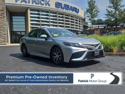 Used 2021 Toyota Camry SE