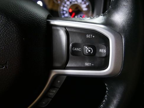 Used 2023 RAM 1500 Big Horn AWD/4WD image 24