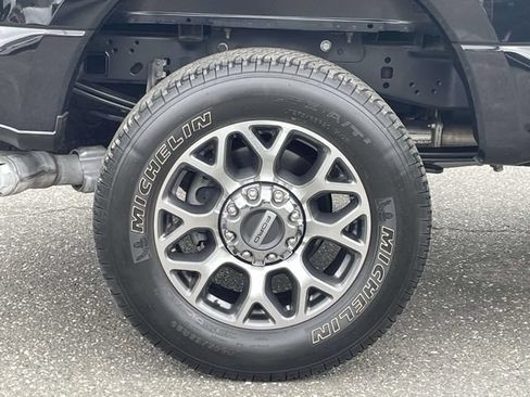 Certified 2022 Ford F250 Lariat w/ Lariat Ultimate Package AWD/4WD image 7