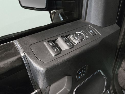 Used 2019 Ford F350 Platinum w/ Platinum Ultimate Package AWD/4WD image 16