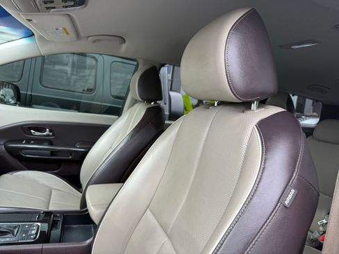 Used 2016 Kia Sedona SX Limited w/ Option Group 030 image 25