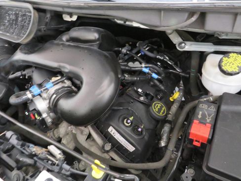 Used 2018 Ford Transit 250 130 Low Roof image 28