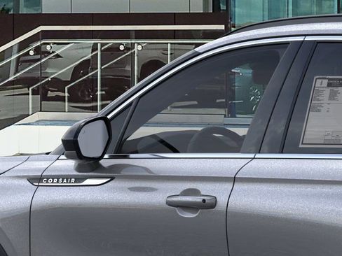 New 2026 Lincoln Corsair Premiere image 20