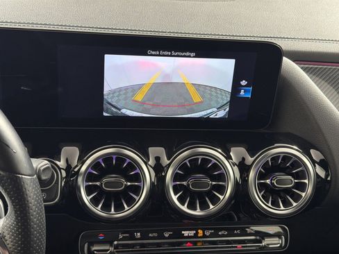 Used 2022 Mercedes-Benz GLA 35 AMG 4MATIC image 19