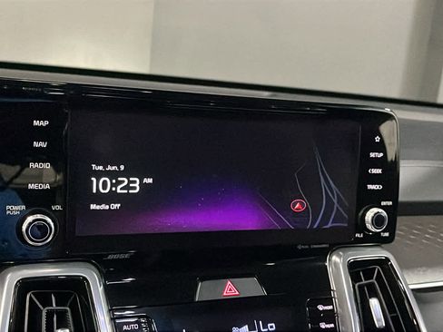 Used 2023 Kia Sorento SX AWD/4WD image 15