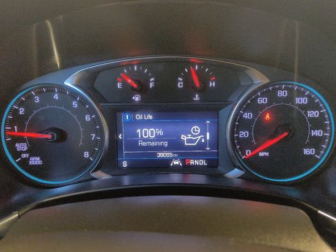 Used 2023 Chevrolet Equinox LT FWD image 23