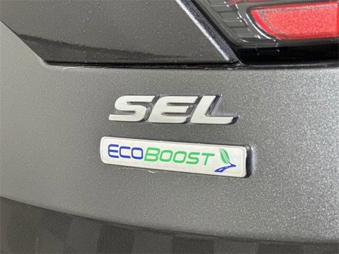 Used 2018 Ford Escape SEL image 32