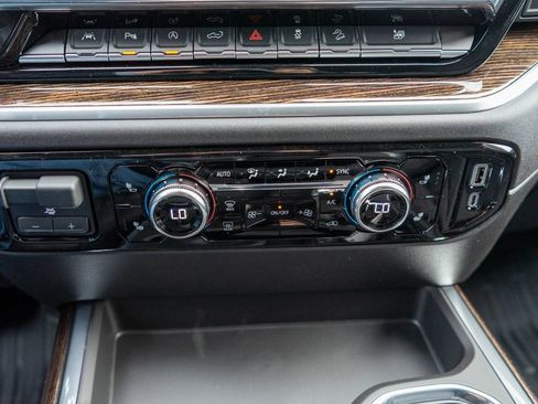 New 2026 GMC Sierra 1500 Elevation w/ Elevation Premium Package image 25