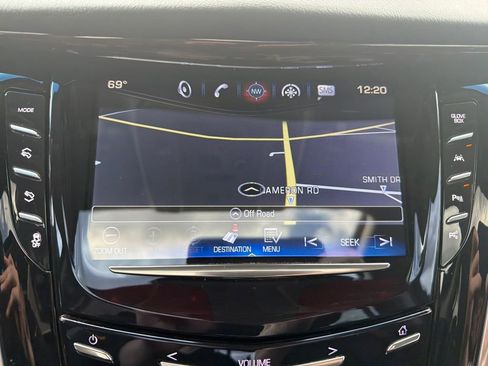 Used 2020 Cadillac Escalade Luxury w/ Escalade Sport Edition image 13