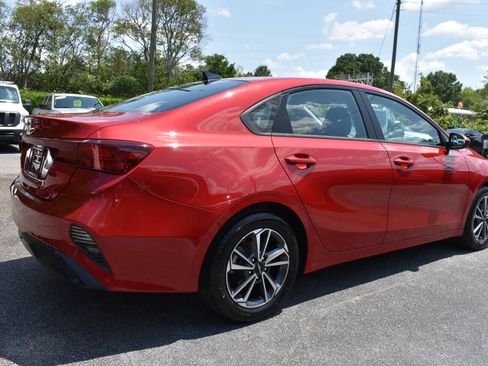 Used 2023 Kia Forte LXS FWD image 3