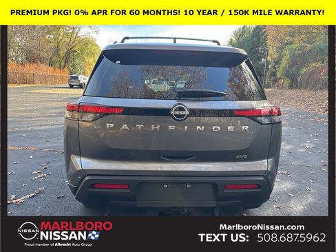 New 2025 Nissan Pathfinder SV w/ SV Premium Package image 6